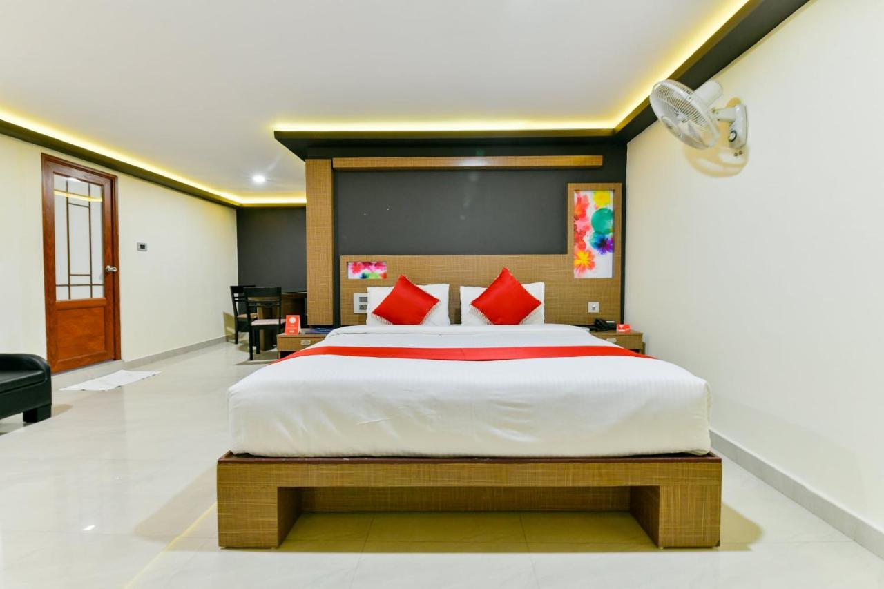 Oyo 1889 Hotel Aj Park Alappuzha Zimmer foto